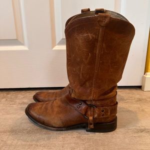 Frye Billy Harness Cowboy Boots- Women’s 8.5 B